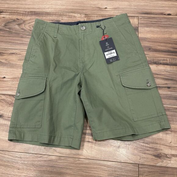 NWT Chaps Men Freedom Stretch 9" Cargo Shorts Green Flat Front Size 30 - Picture 1 of 10